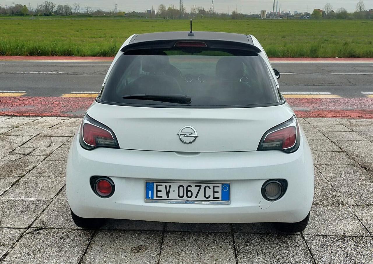 Opel Adam 1.2 70 CV bicolor