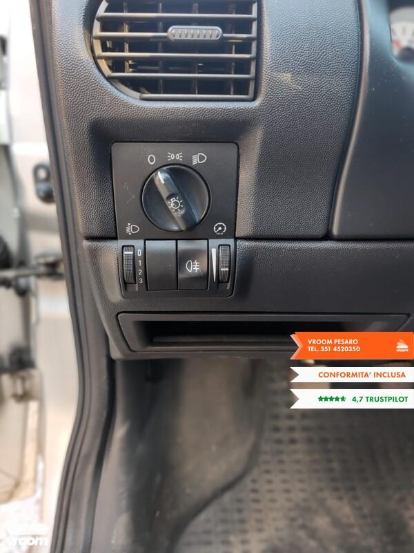 OPEL Corsa 3ª serie Corsa 1.2i 16V cat 5 porte