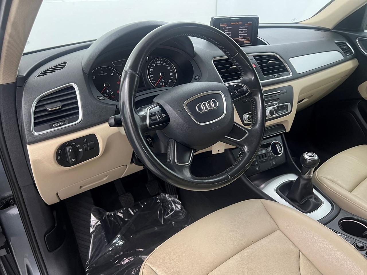 AUDI Q3 I 2015 Q3 2.0 tdi Business 120cv