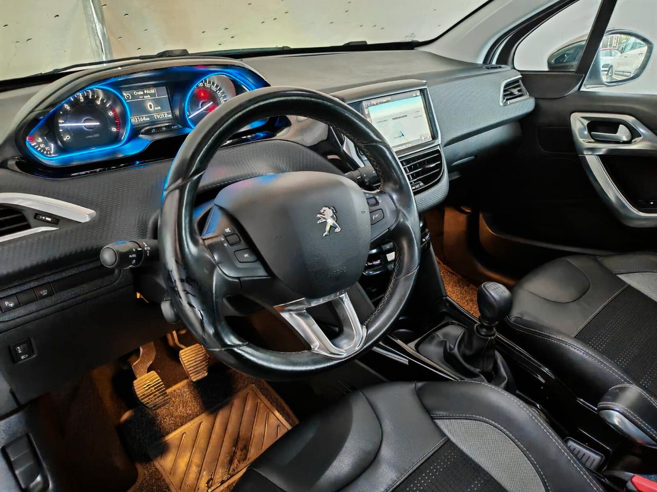 Peugeot 2008 BlueHDi 120 S&S Allure