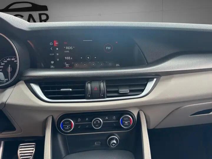 Alfa Romeo Stelvio 2.2 Turbodiesel 210 CV AT8 Q4 Veloce Tì