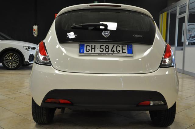 LANCIA Ypsilon 1.0 5 porte S&S Hybrid