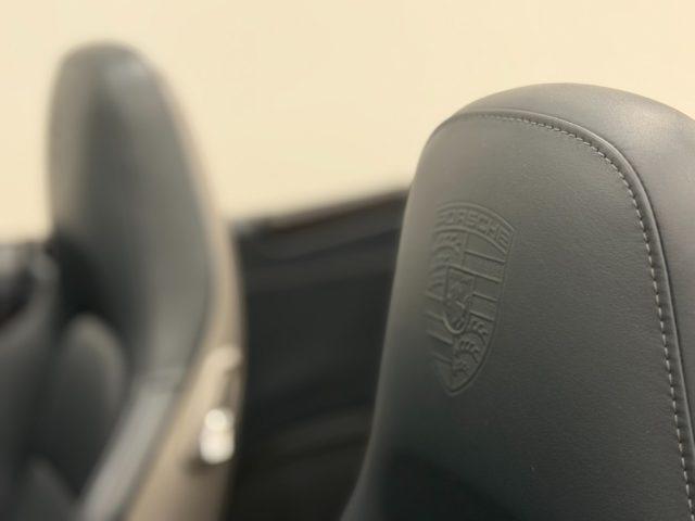 PORSCHE 911 3.0 Carrera 4 GTS Cabriolet