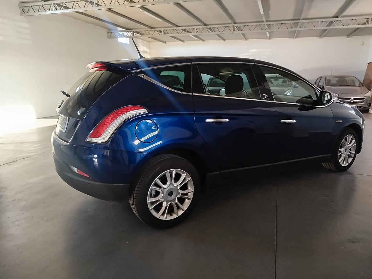 Lancia Delta 1.6 MJT DPF 105 CV Gold