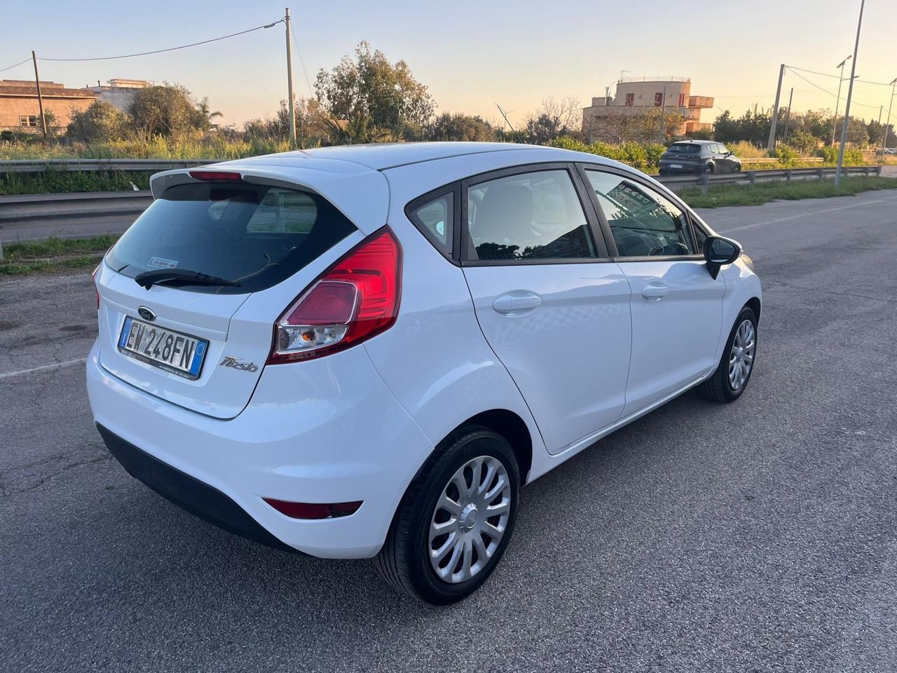 Ford Fiesta 5p. Bz.- GPL Titanium - 2014