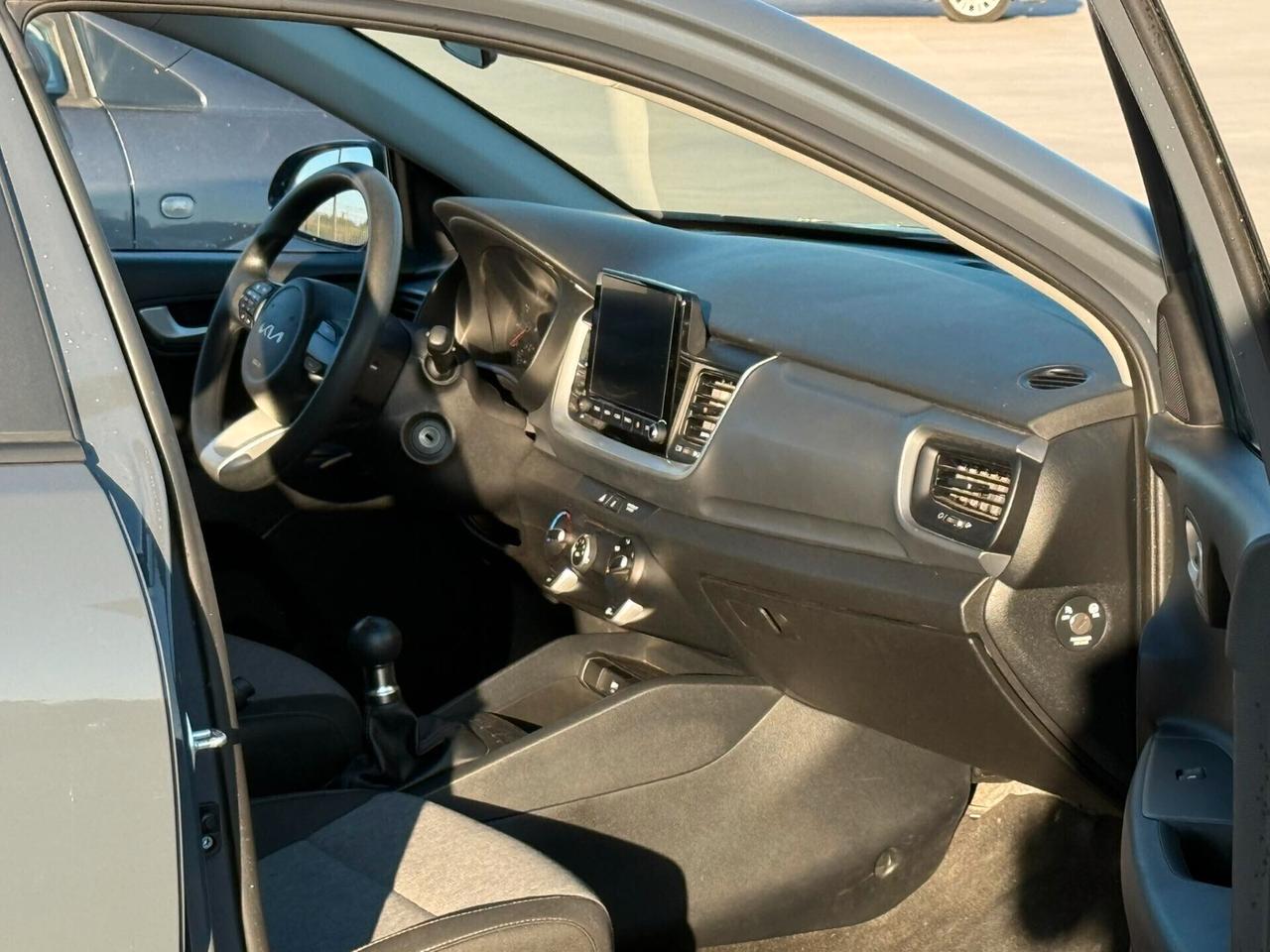 Kia Stonic 1.2 DPI Urban / NEOPATENTATI