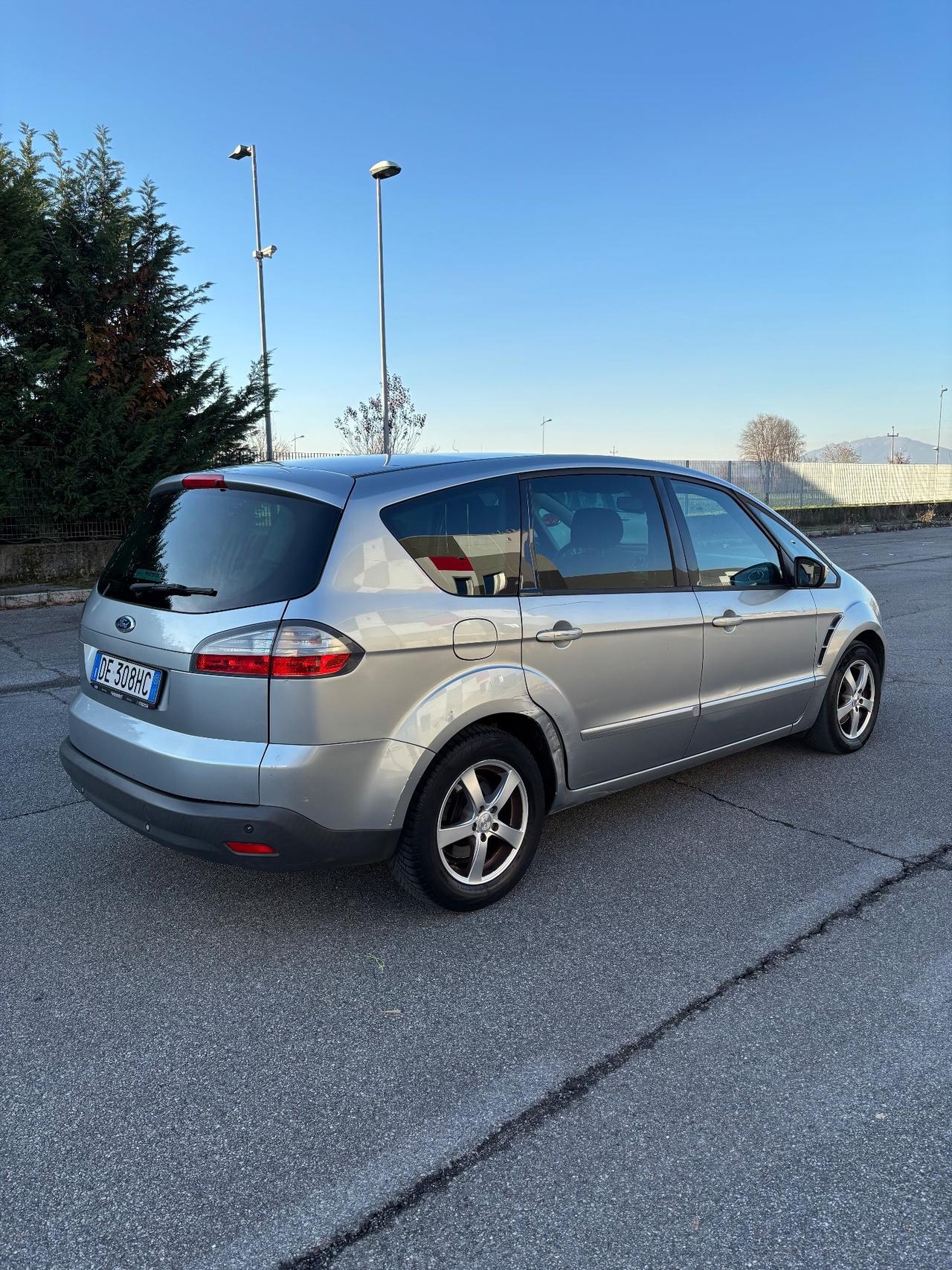 Ford S-Max 2.0 145CV Titanium