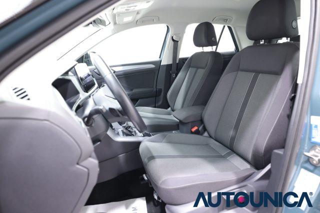 VOLKSWAGEN T-Roc 1.5 TSI ACT DSG LIFE FARI LED