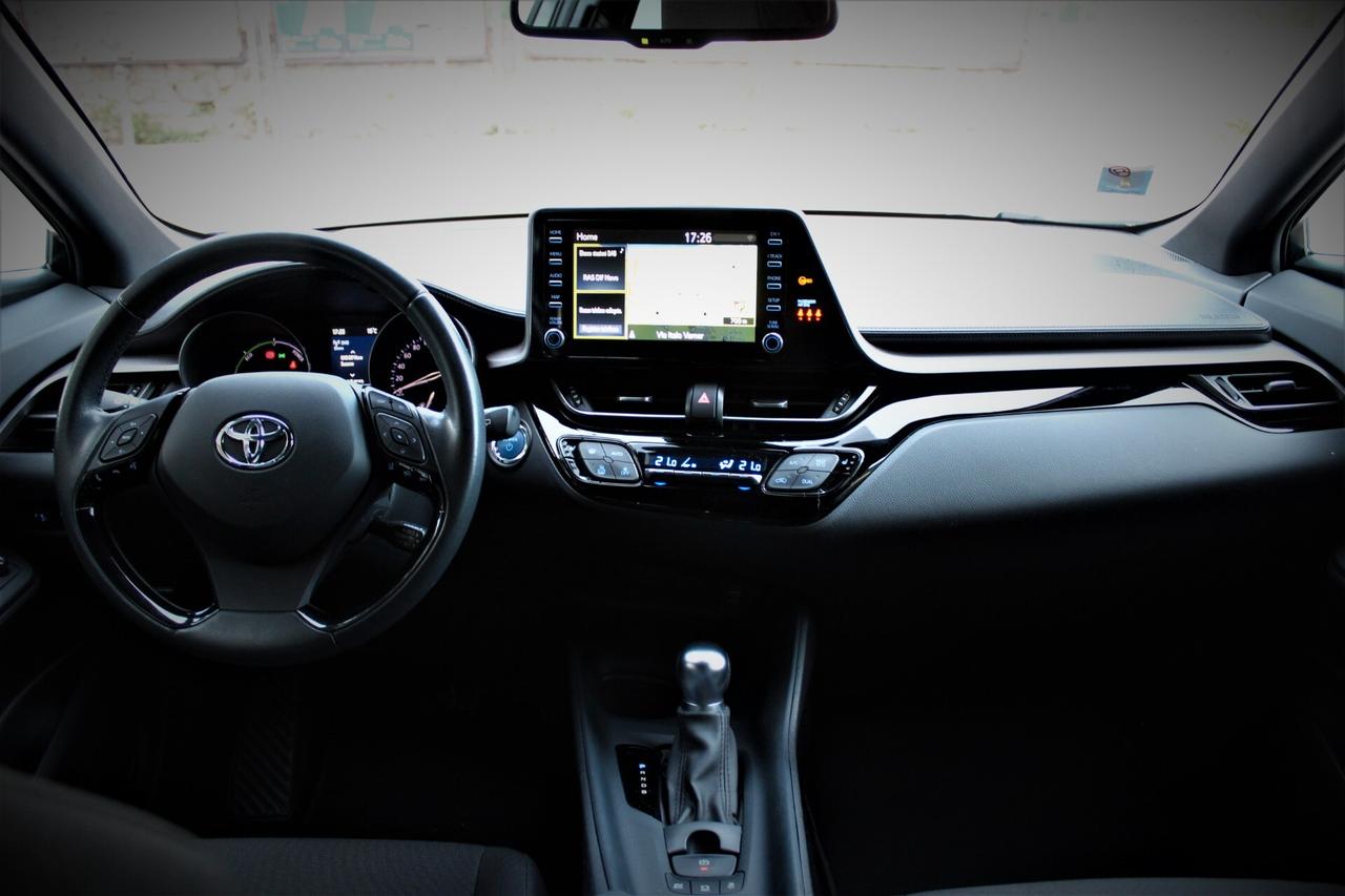 Toyota C-HR Hybrid soli 21800 KM