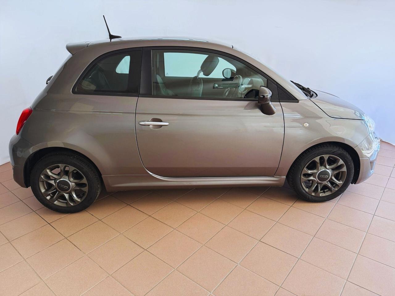 Fiat 500 1.0 Hybrid Connect
