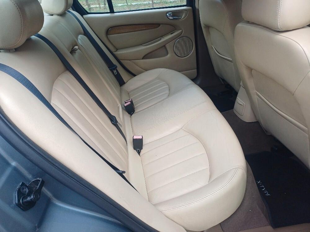 Jaguar X-Type 2.0D cat Executive