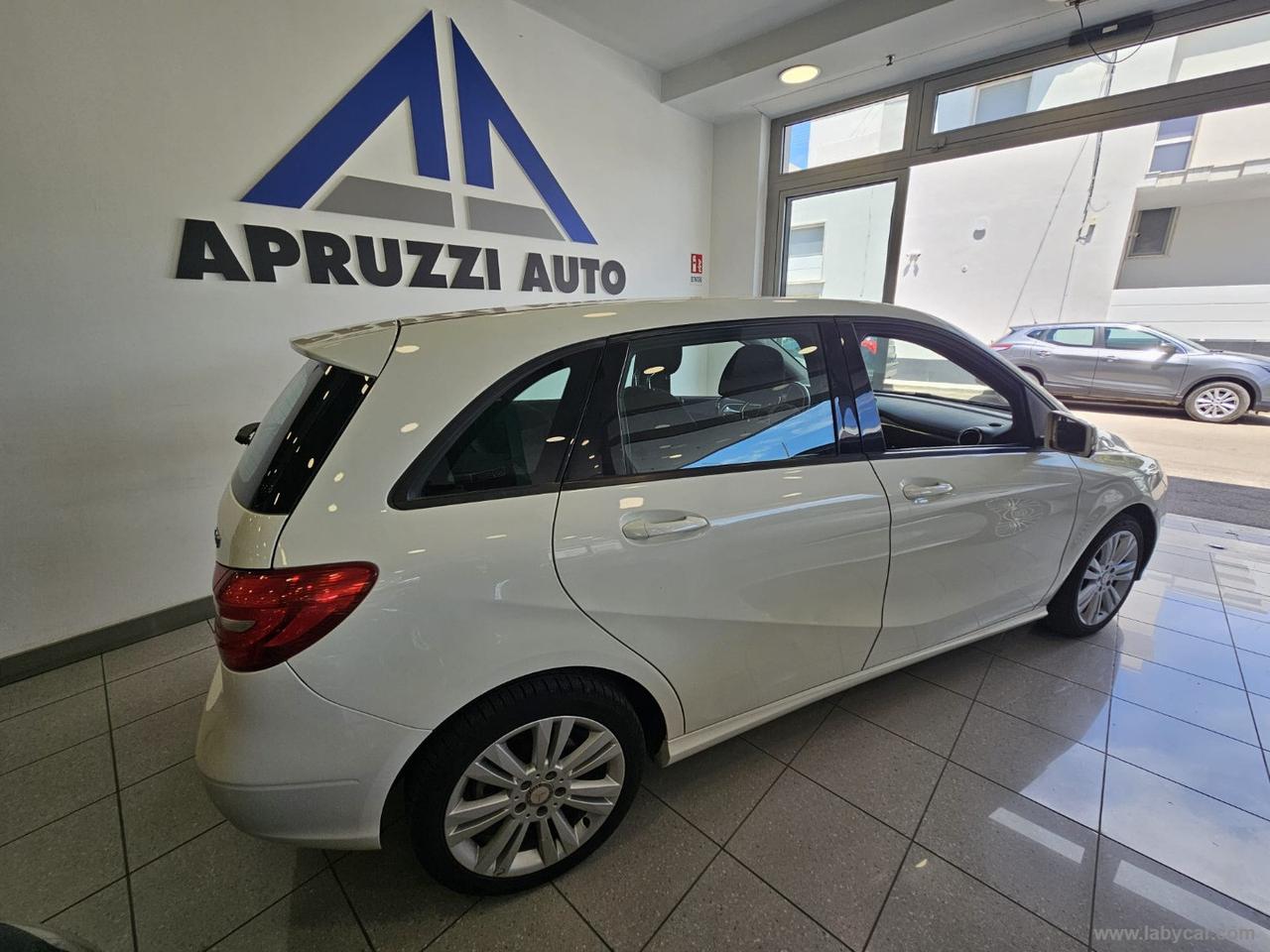 MERCEDES-BENZ B 180 CDI Executive
