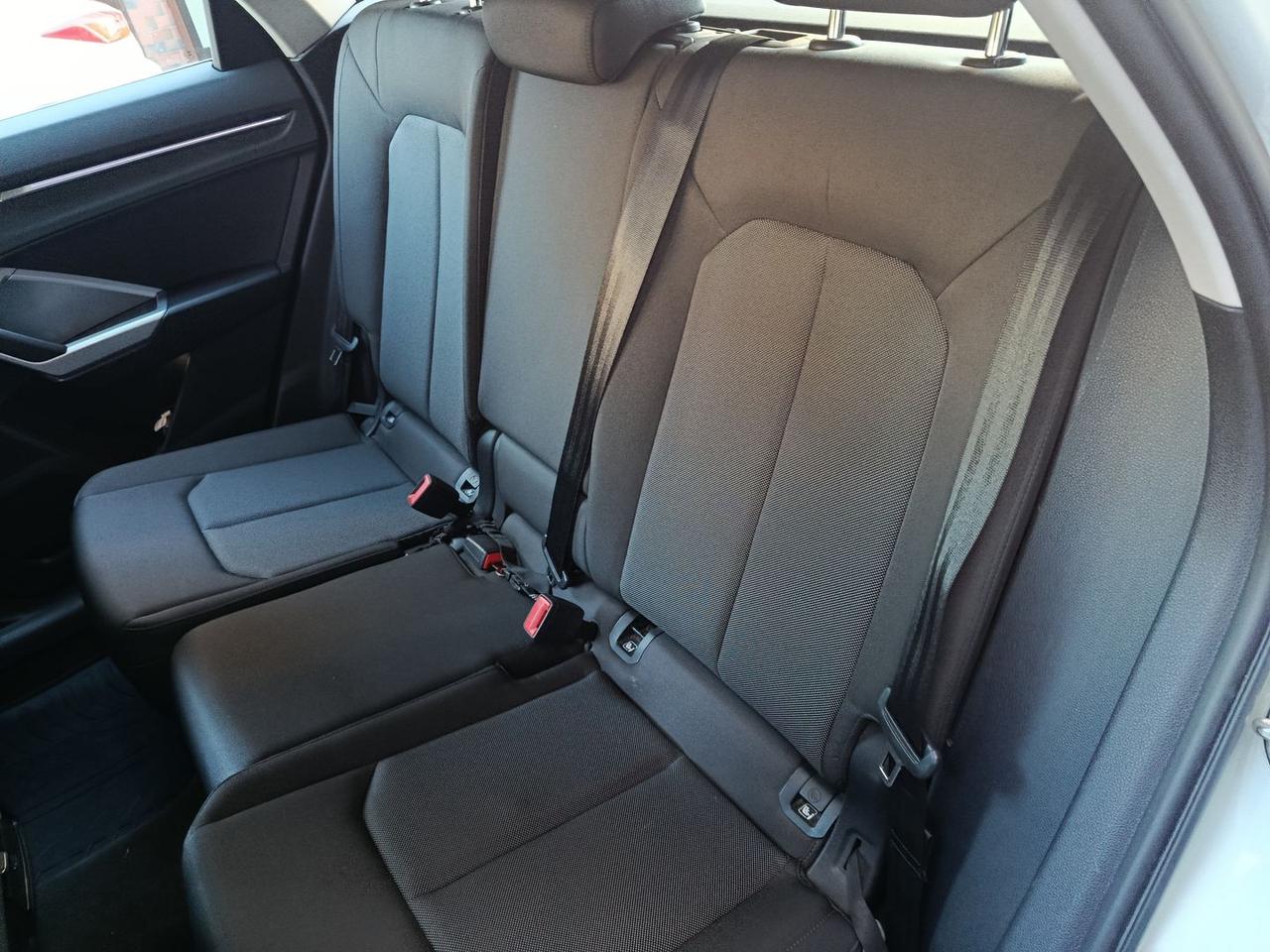 Audi Q3 Business Plus 2.0 35 TDI #8094