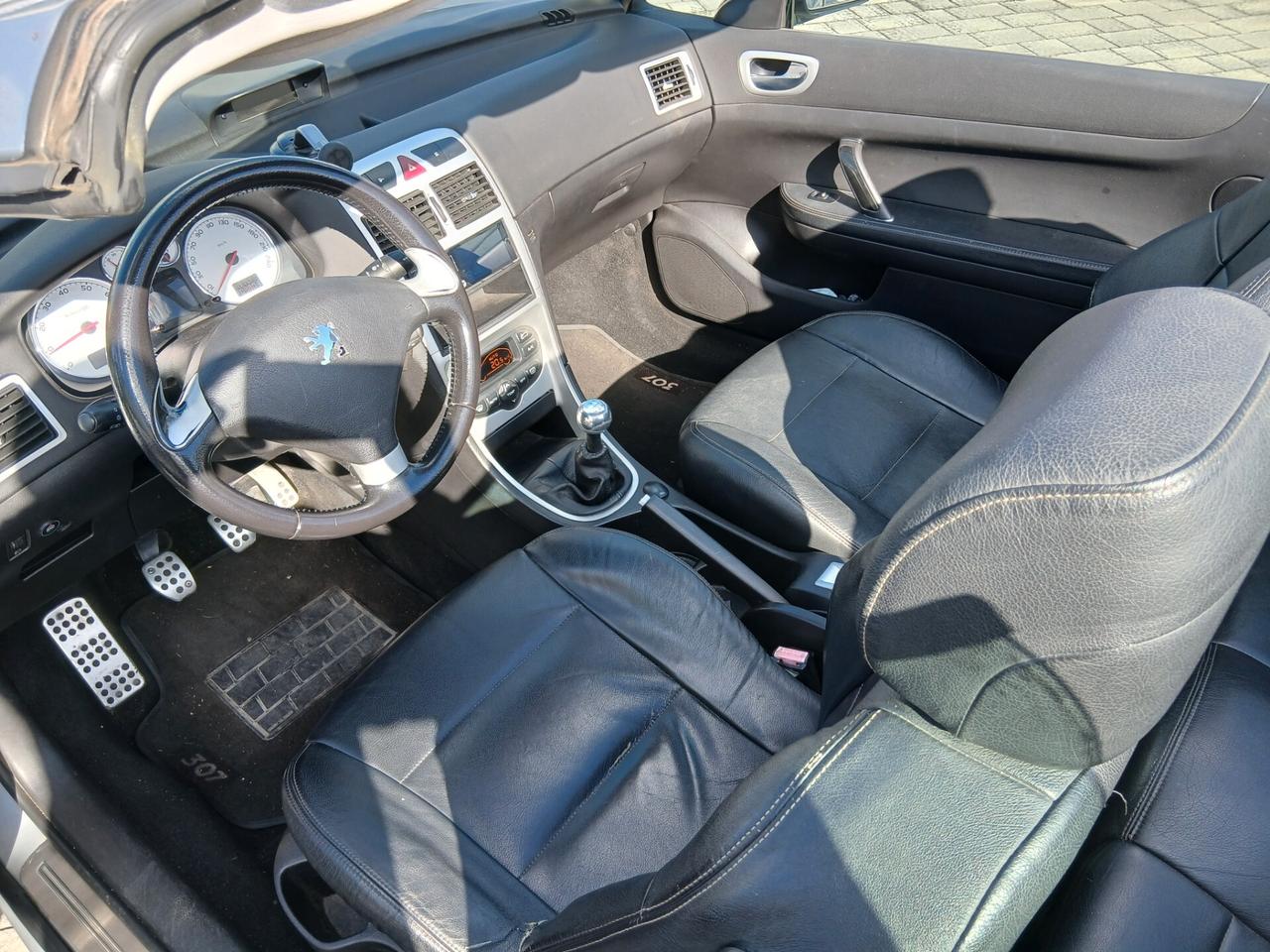 Peugeot 307 1.6 16V CC full optional + GPL valido sino al 2029