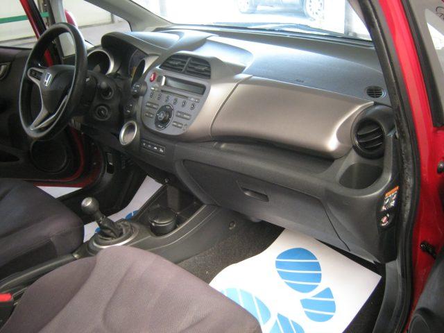 HONDA Jazz 1.4 i-VTEC Elegance