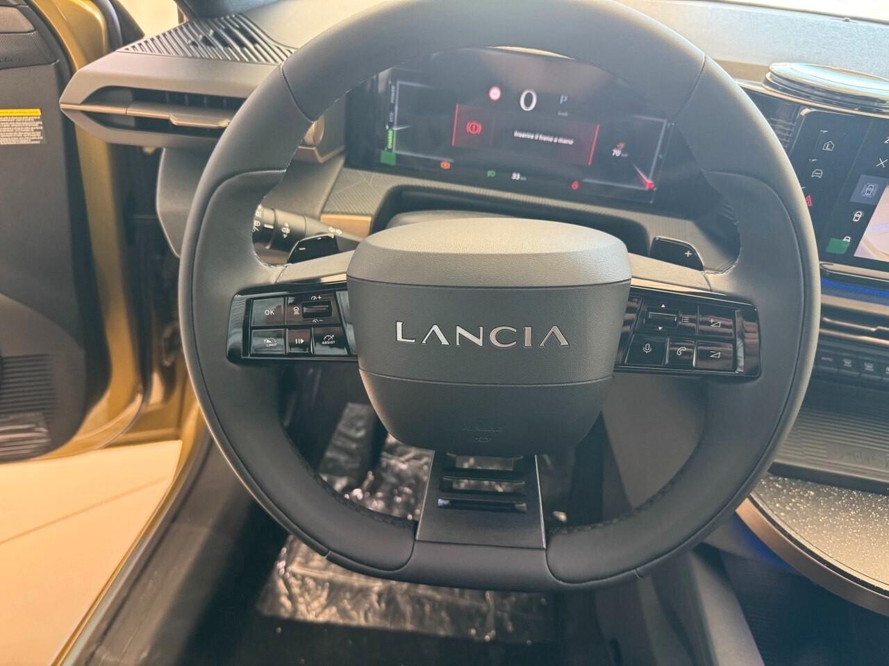 Lancia Ypsilon Hybrid e-DCT LX