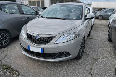 LANCIA Ypsilon III 2021 - Ypsilon 1.0 firefly hybrid Silver s&s 70cv