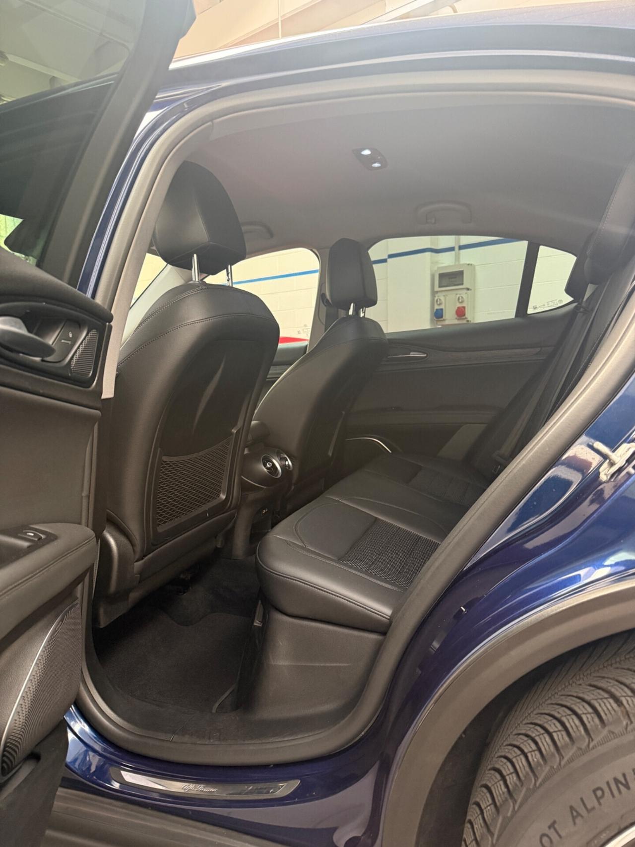 Alfa Romeo Stelvio 2.0 Turbo 280 CV AT8 Q4 Executive