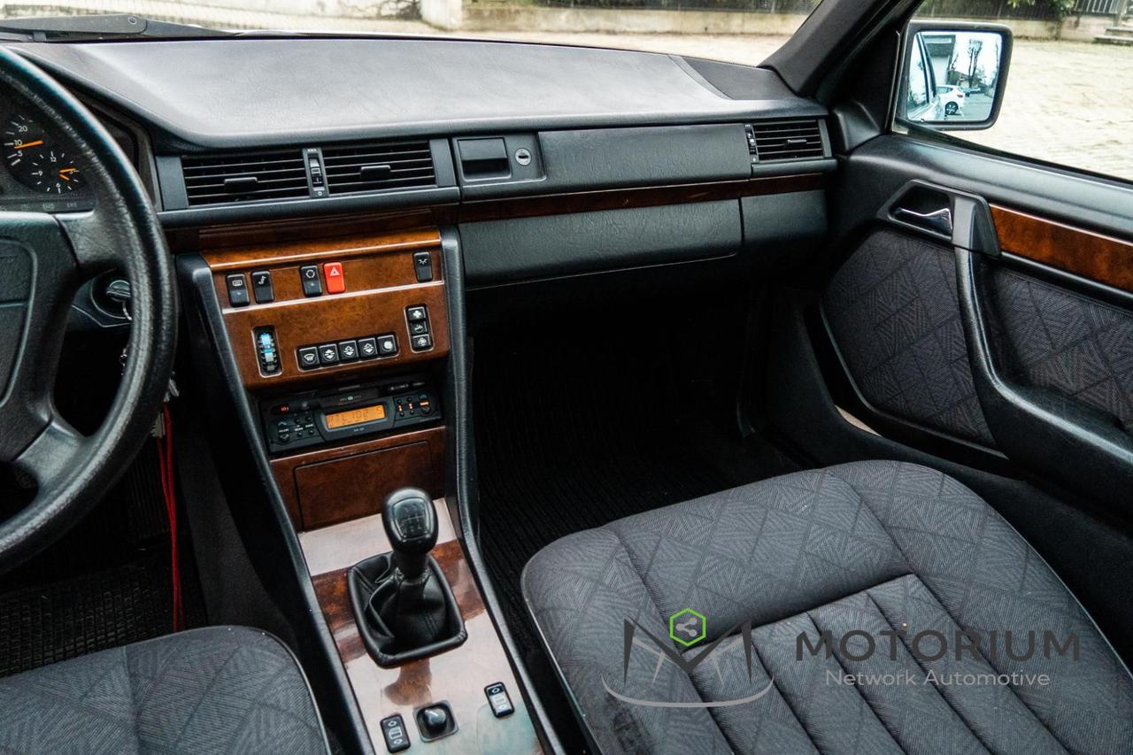 Mercedes E 200 W124 2.0 16v 136CV - ISCRITTA ASI