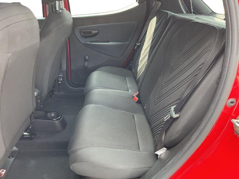 Lancia Ypsilon III 2021 0.9 t.air Silver metano 70cv