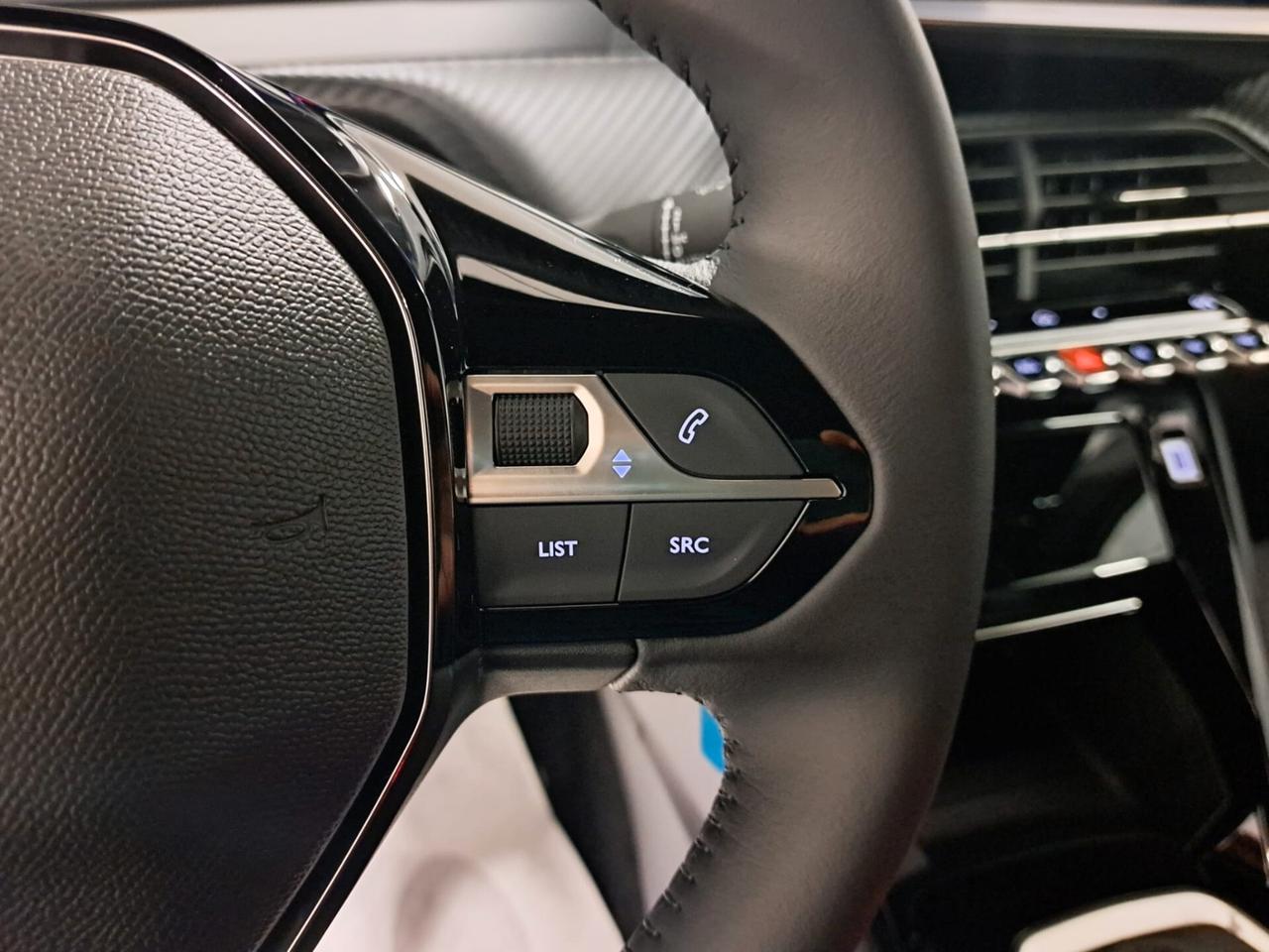 Peugeot 2008 1200 PureTech 101CV Allure Km.0