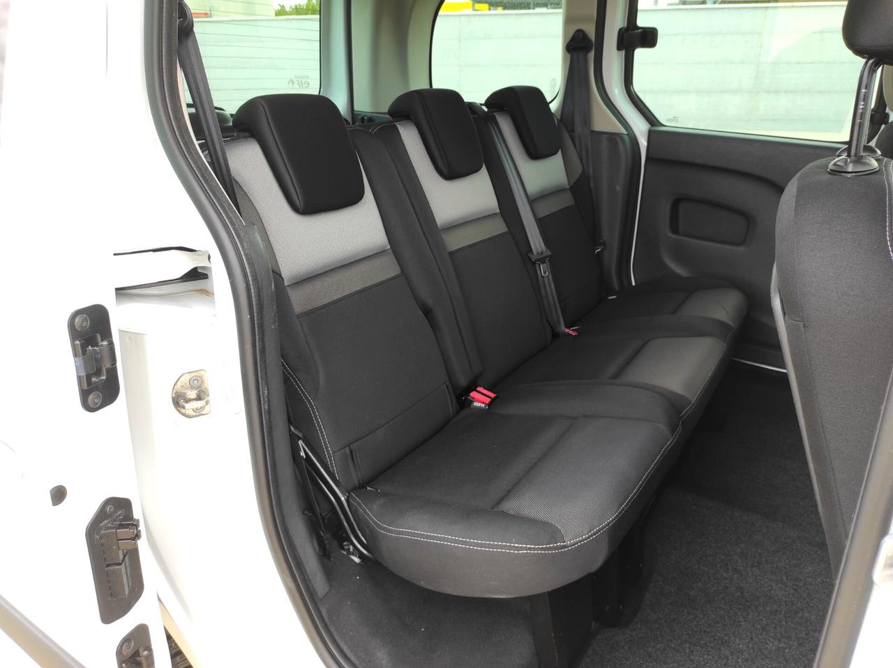 Renault Kangoo 1.5 dCi - 90cv 5 posti AUTOCARRO