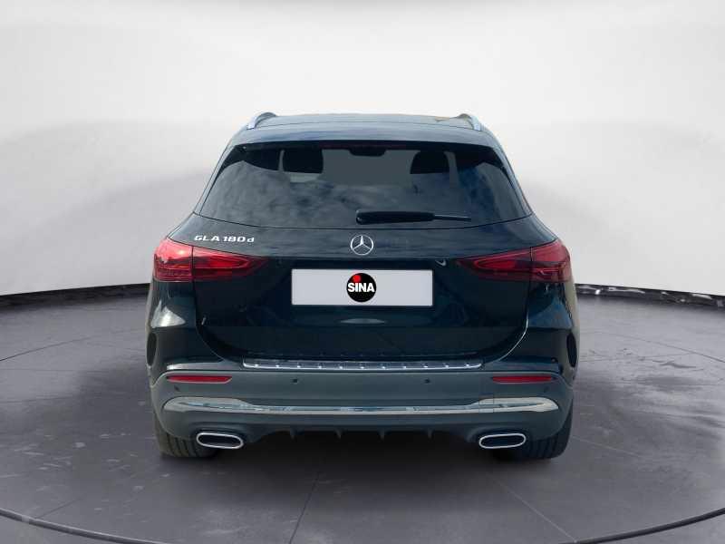 Mercedes-Benz GLA 180 d AMG Line Premium AuTo