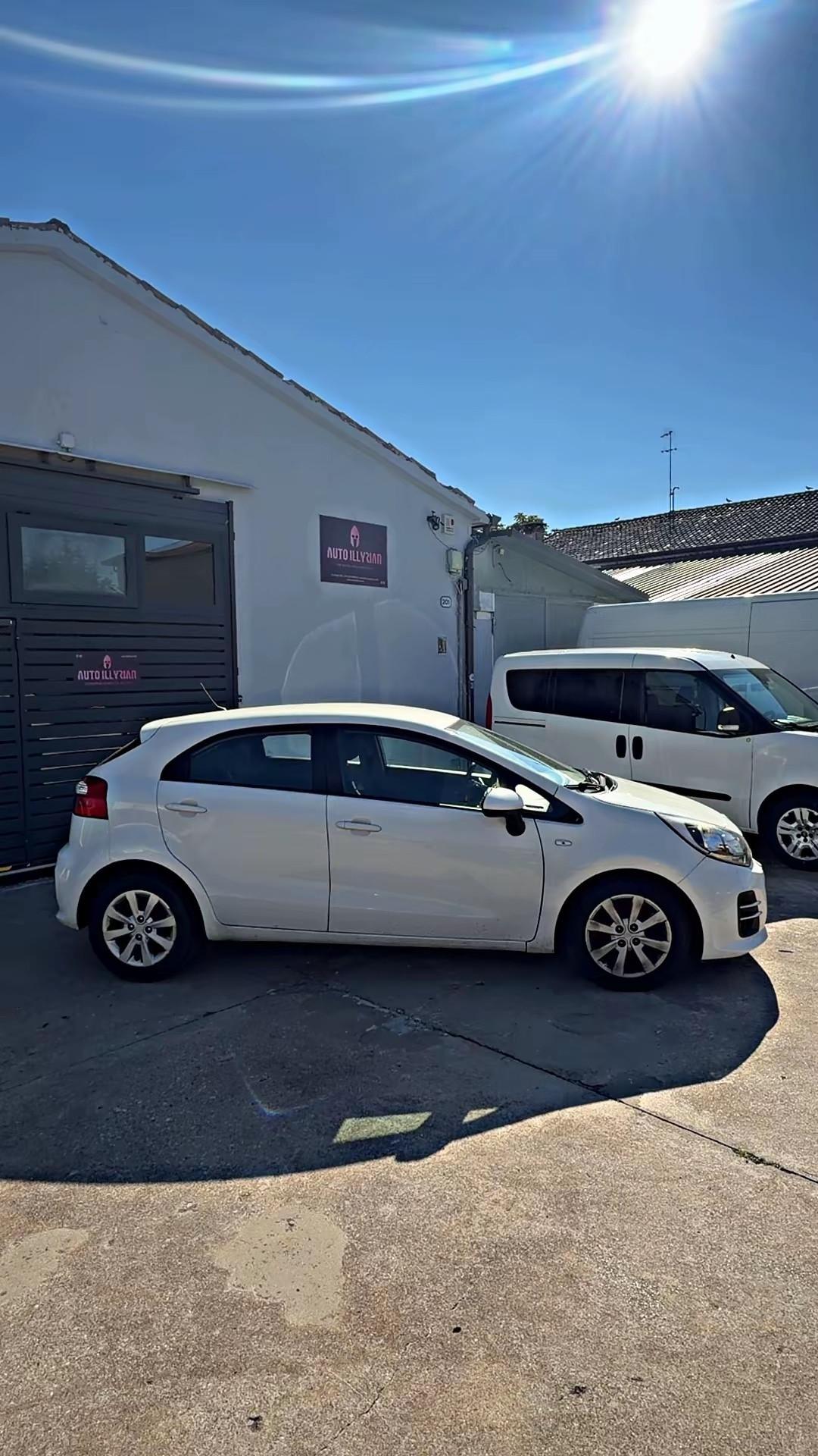 Kia Rio 1.1 CRDi 5p. Cool