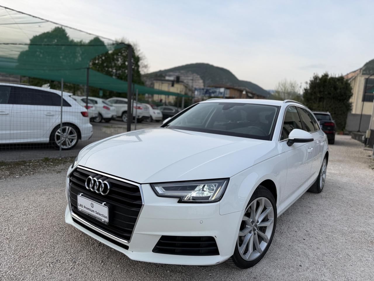 Audi A4 Avant 35 2.0 tdi Business 150cv s-tronic my16