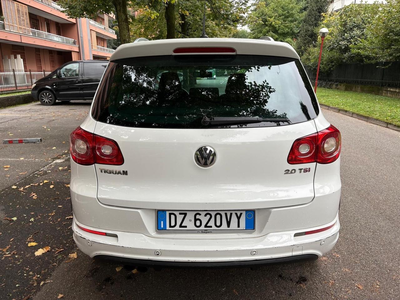 Volkswagen Tiguan 2.0 TSI 4MOTION R-Line