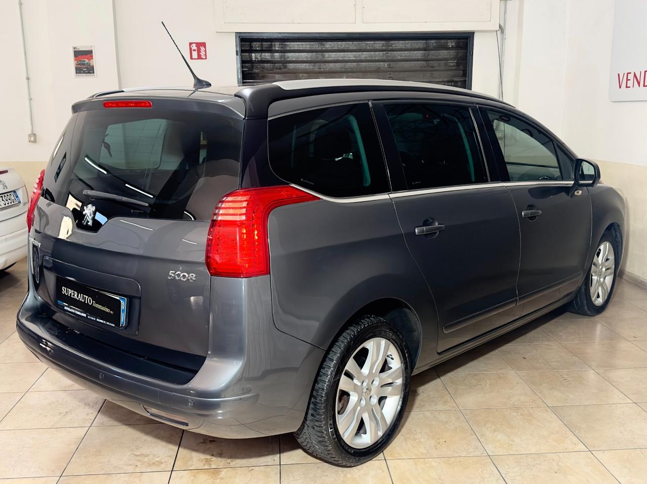 Peugeot 5008 1.6 HDi 112CV 7 posti
