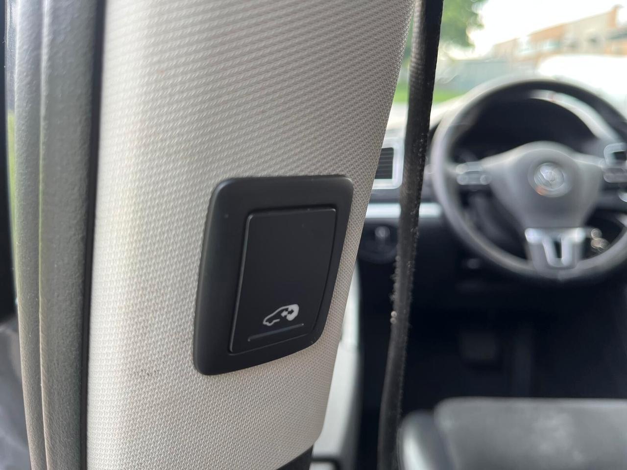 Volkswagen Sharan 2.0 TDI DSG Highline BlueMotion Technology