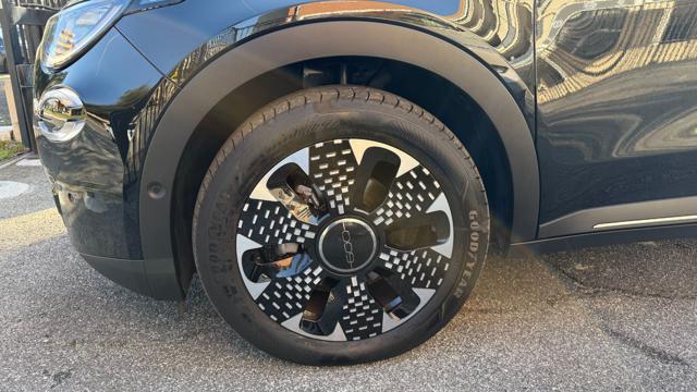 FIAT 600 HYBRID 1.2 110CV DCT MHEV LA PRIMA*24M.G.*CAM360°*