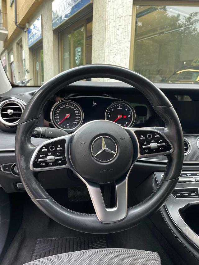 MERCEDES-BENZ E 200 d Sport NAVI-LED-PELLE-AUTOMATICA!!!