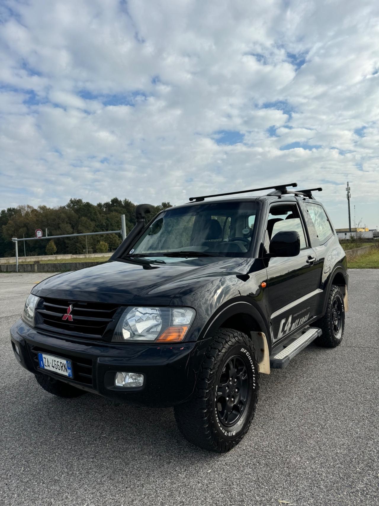 Mitsubishi Pajero 3.2 16V DI-D 3p. GLS2