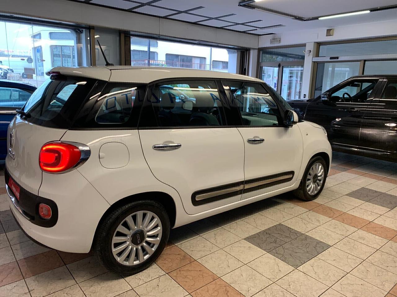 Fiat 500L 1.4 95 CV Lounge Adatta ai neopatentati