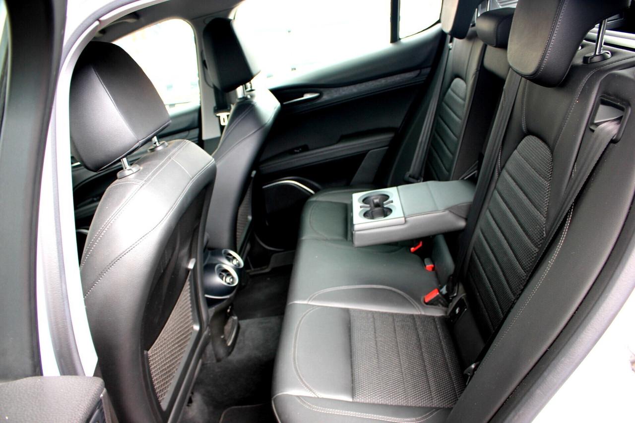 Alfa Romeo Stelvio 2.2 190CV AT8*PREZZO VERO* EXECUTIVE RW DAZIENDALE UNIPRO