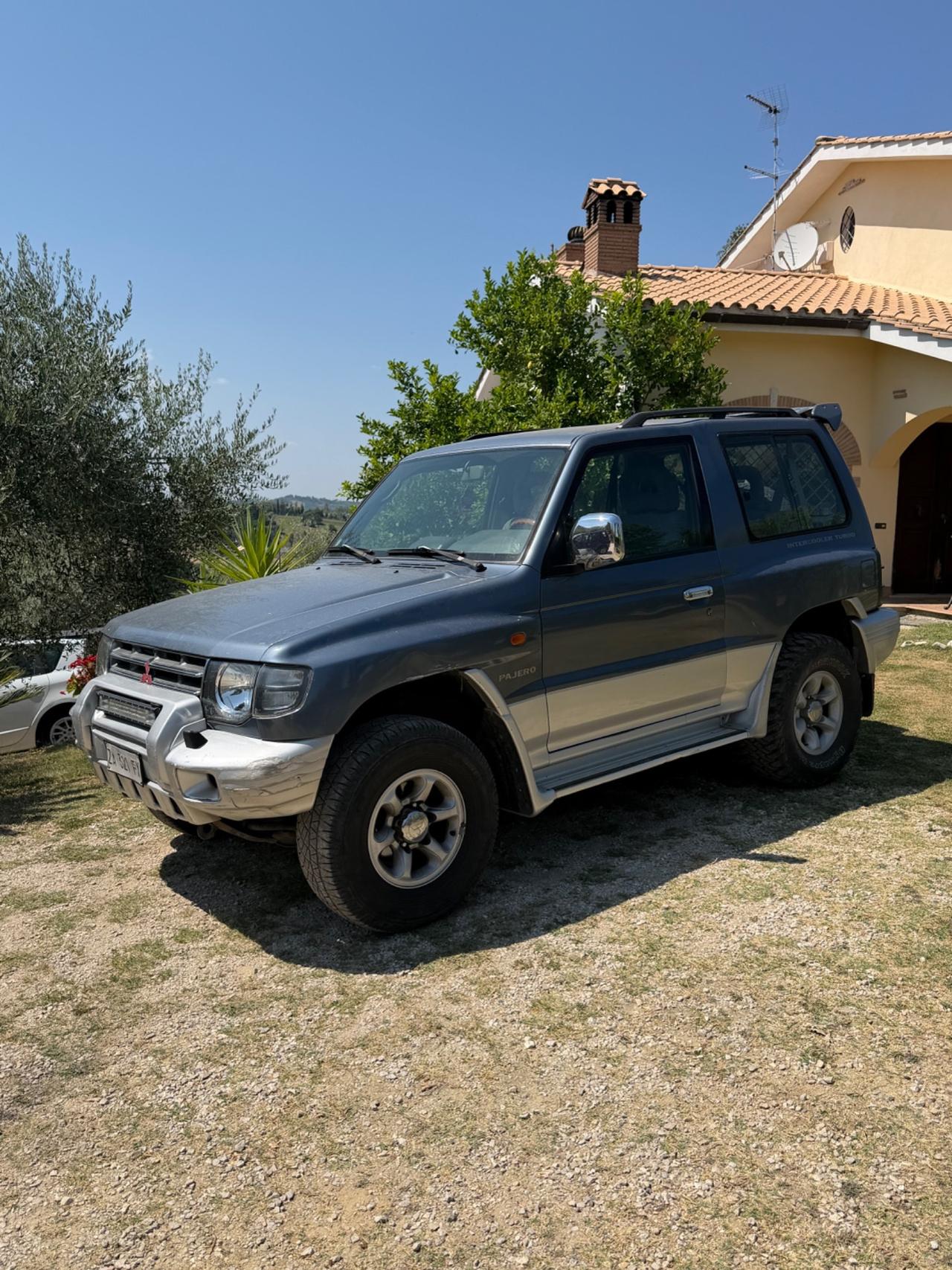 Mitsubishi Pajero 2.5 TDI Metal-top S.S. GLS Target