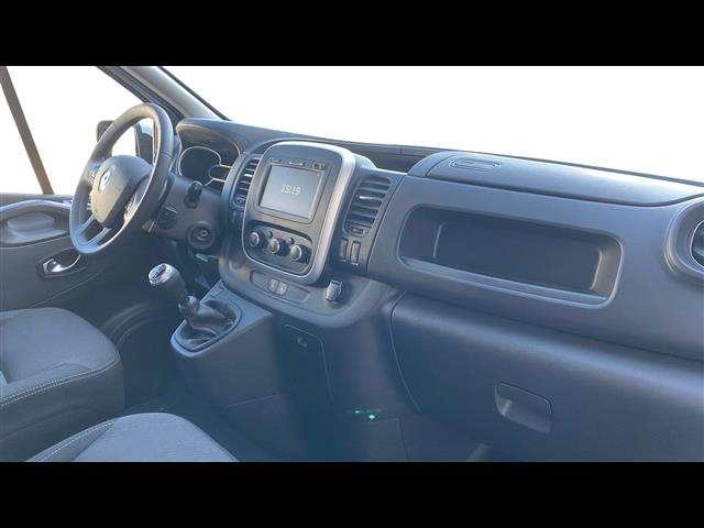 Renault trafic T27 2.0 dci 120cv L1H1