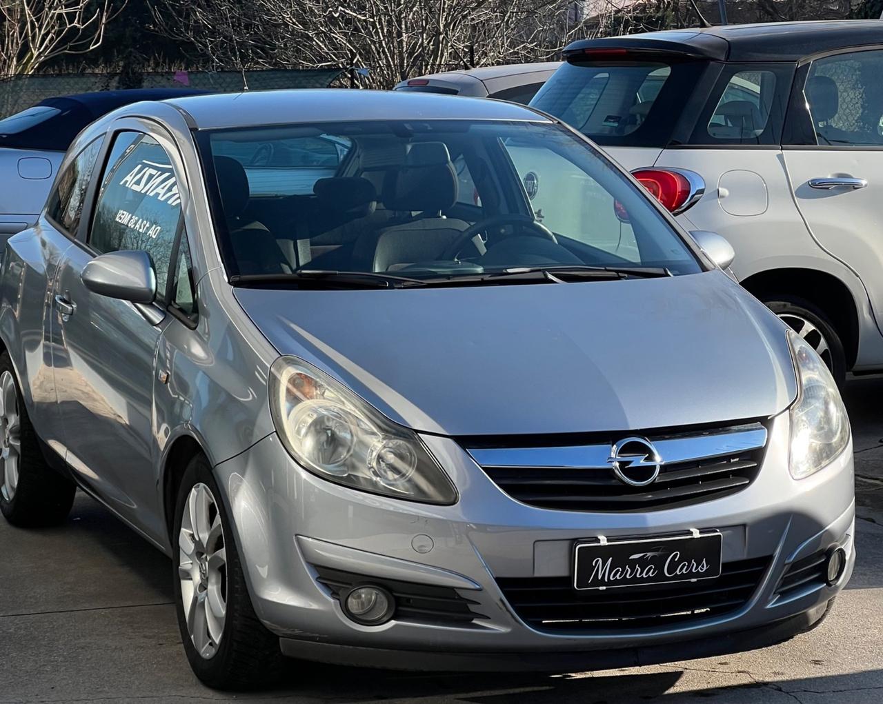 Opel Corsa 1.2 - NEOPATENTATI