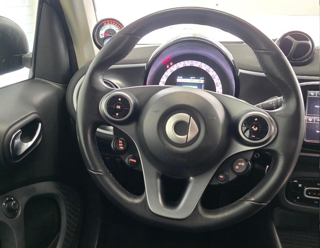 Smart ForTwo EQ elettrica cabrio Passion