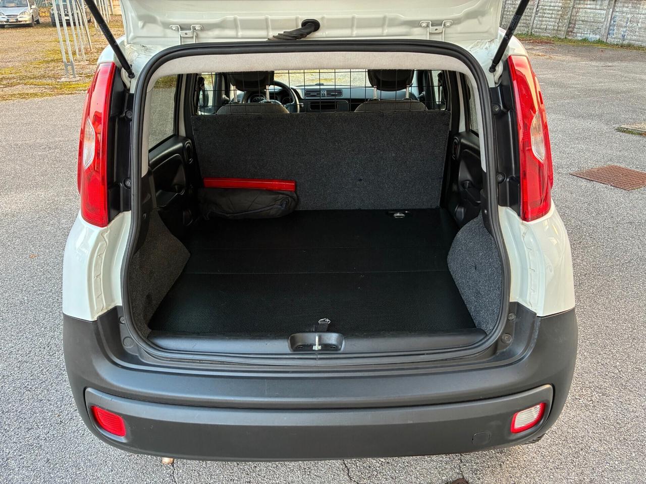 Fiat Panda 1.0 GSE S&S Hybrid Pop Van 2 posti