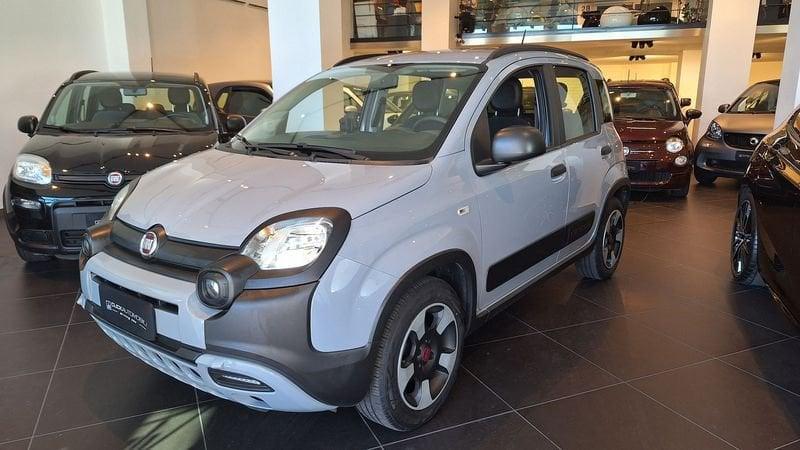 FIAT Panda 1.0 FireFly S&S Hybrid City Cross