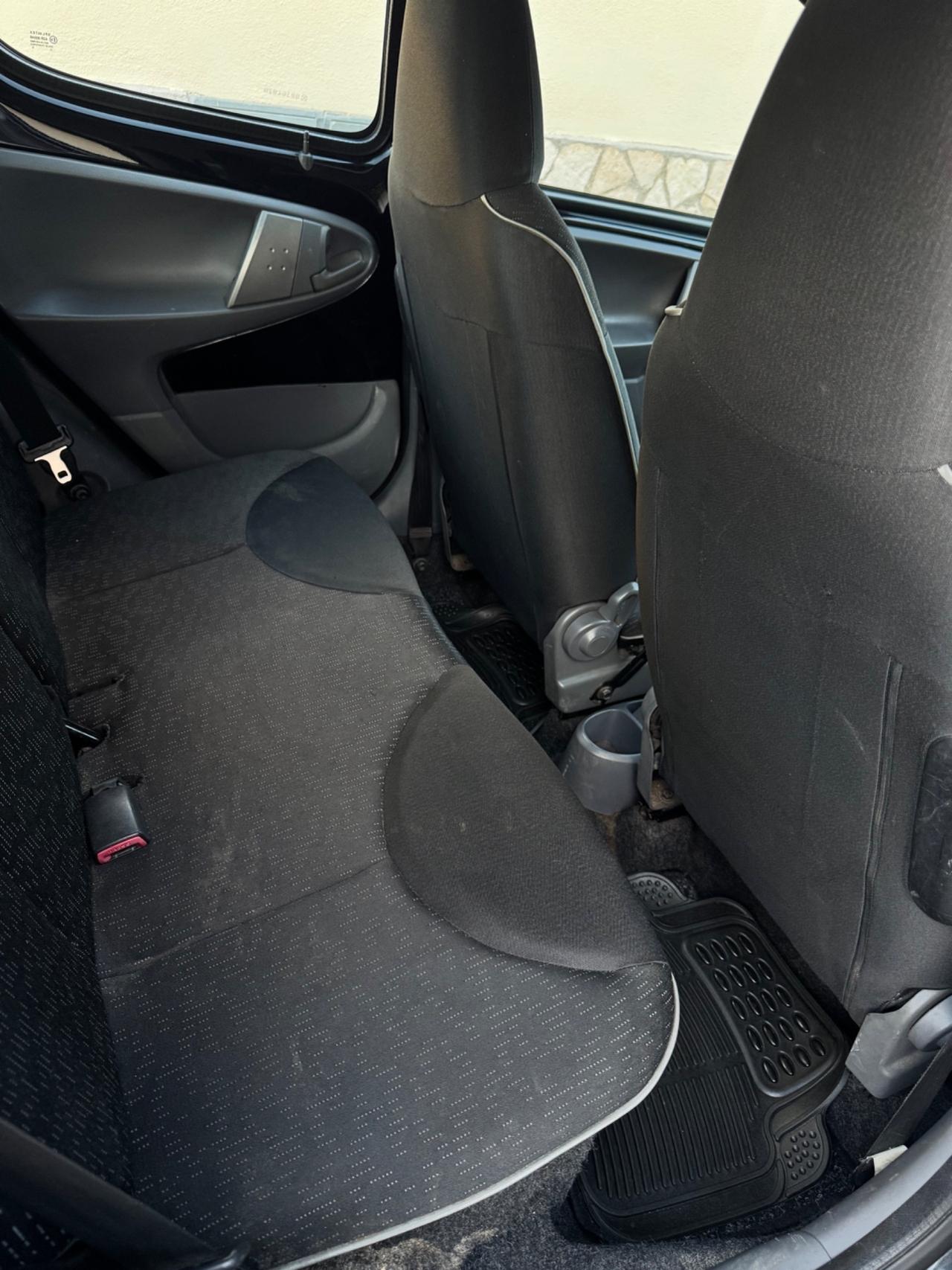 Peugeot 107 1.0 68CV 5p. Plaisir