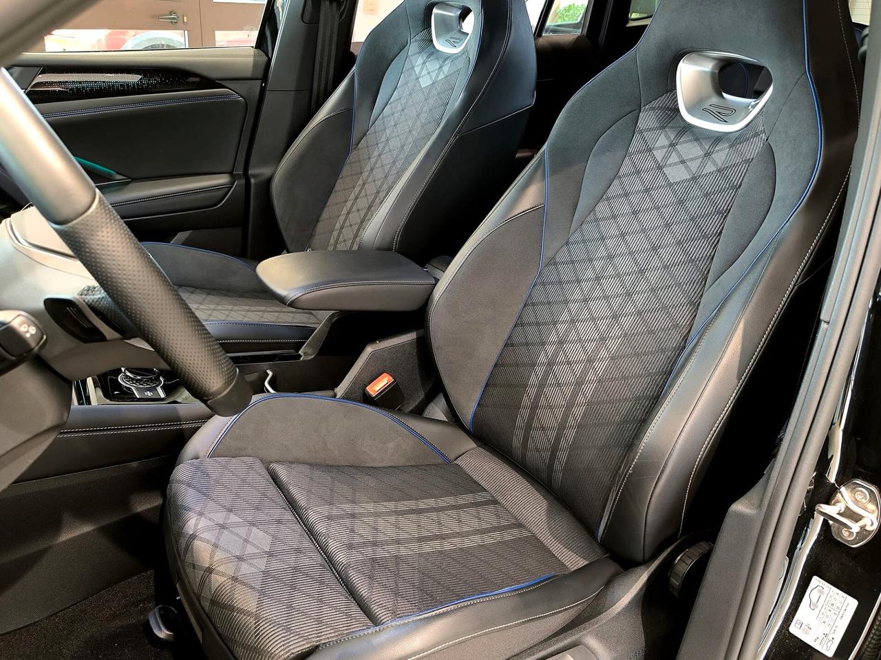 Volkswagen Tiguan 2.0 TDI 150 CV DSG R-Line