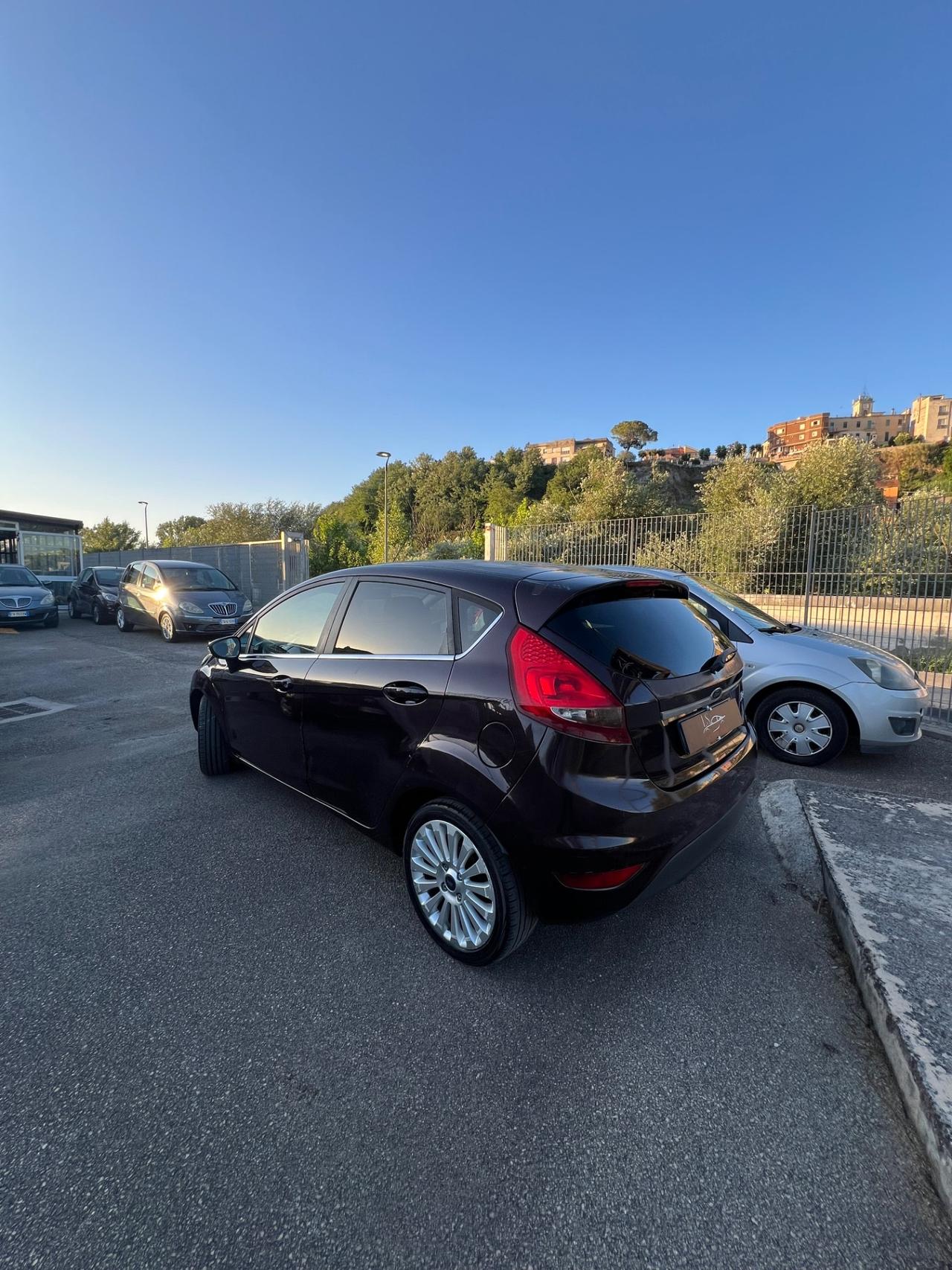 Ford Fiesta 1.4 5 porte Bz.- GPL Titanium