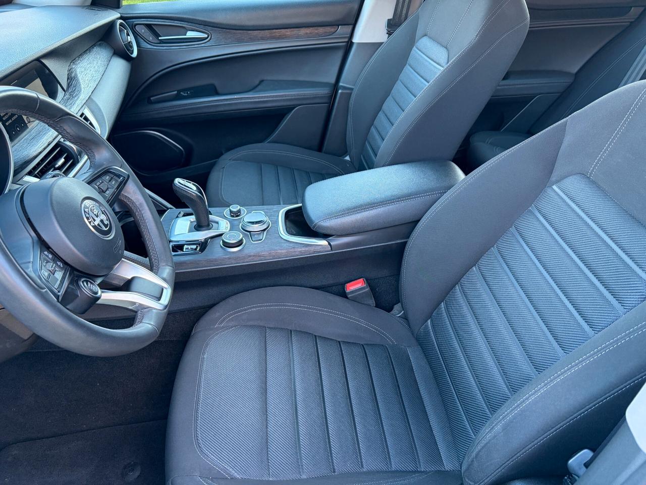 Alfa Romeo Stelvio 2.2 Turbodiesel 190 CV AT8 Q4 Business