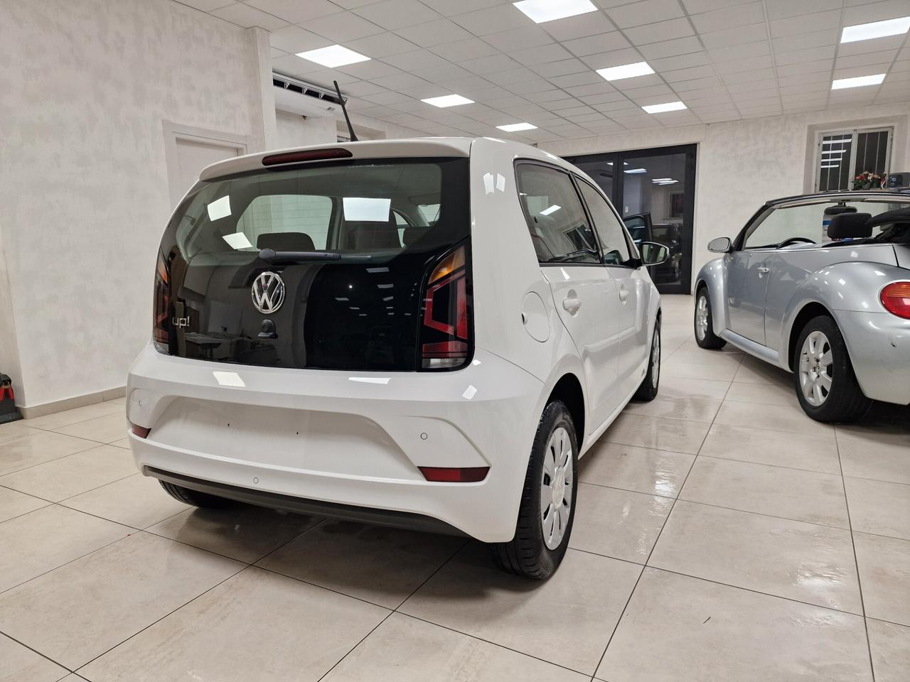 Volkswagen up! 1.0 5p. move up!