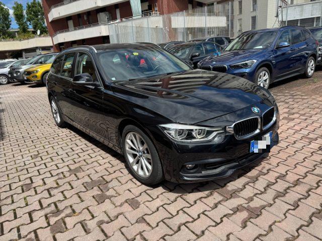 BMW 320 i Touring Business aut.