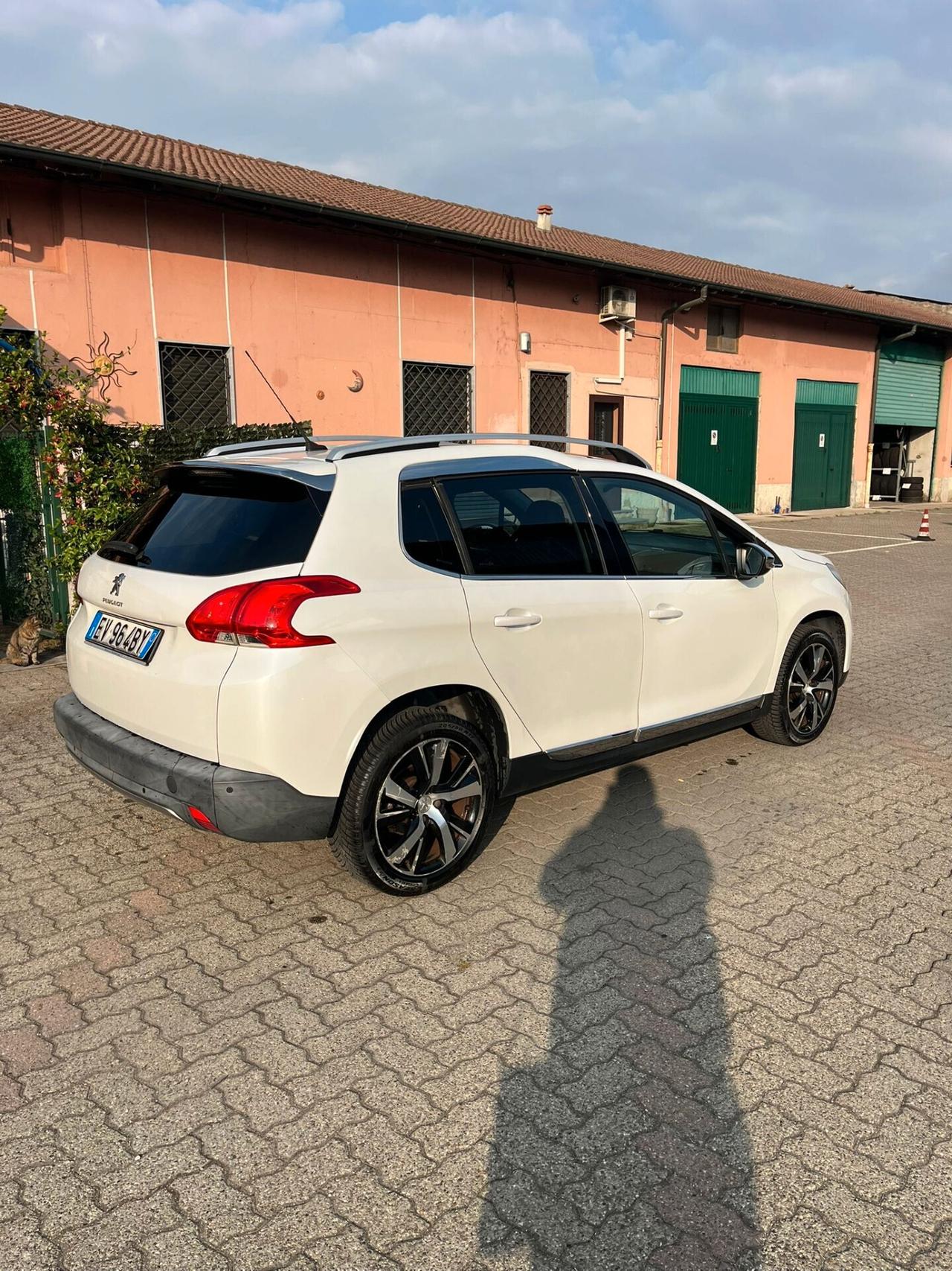 Peugeot 2008 1.6 e-HDi 115 CV Stop&Start Allure